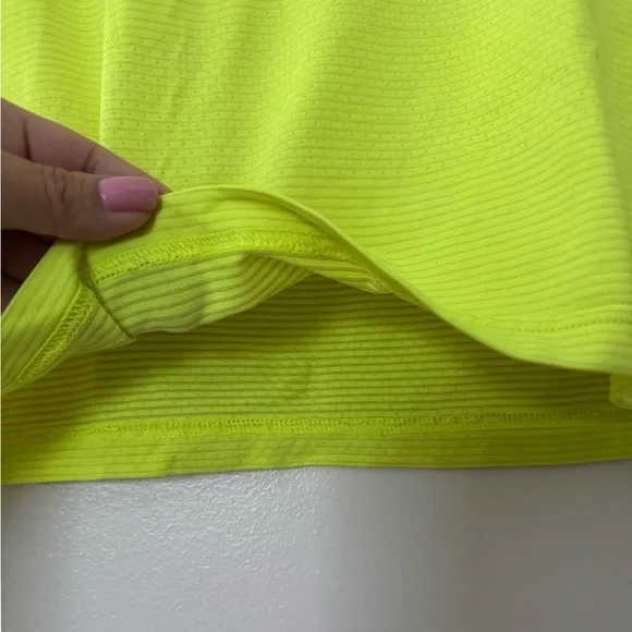 Lululemon Swiftly Tech Long Sleeve Shirt 2.0 CROPPED Highlight Yellow - Picture 4 of 9